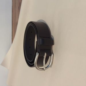 Madewell Perfect Leather belt in black with silver hardware sz med